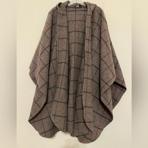 Wool poncho Coloratura